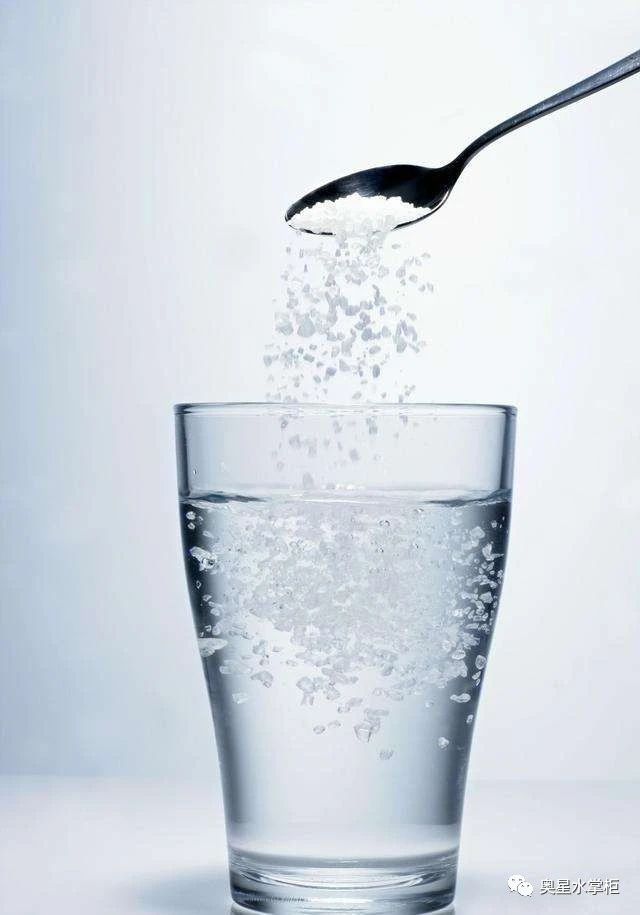 男性饮水时，应避开五个误区